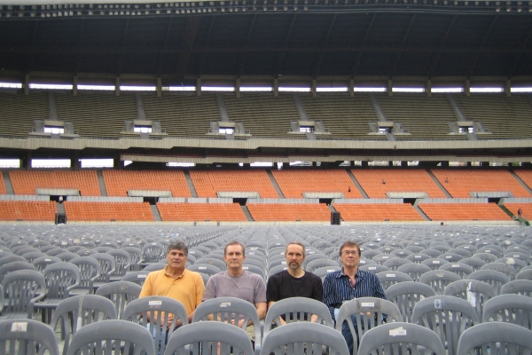 Brothers Four in an empty Stadium
